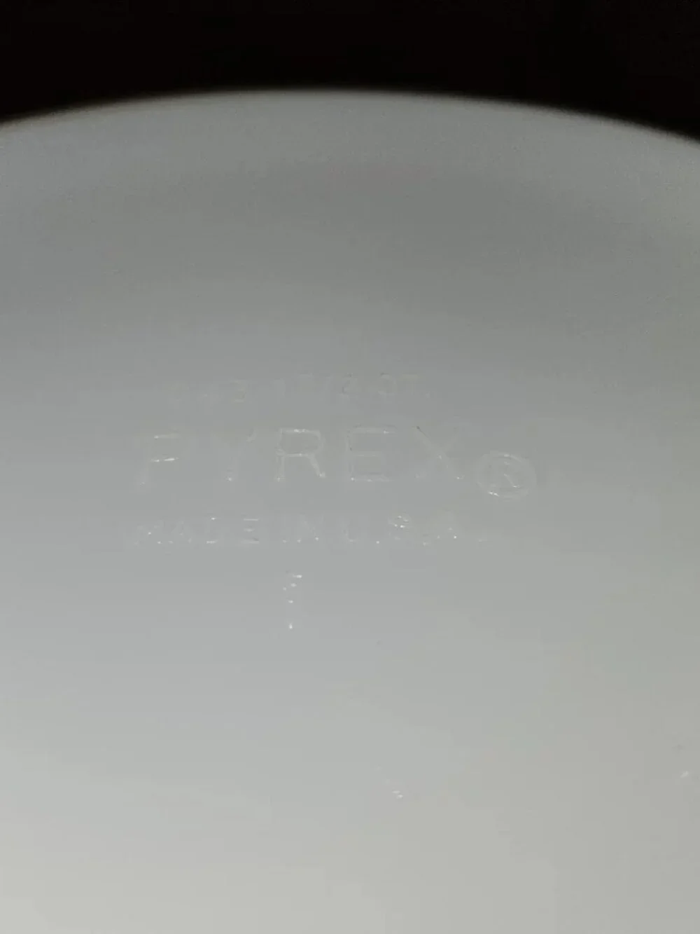 Pyrex Golden Acorn #043 Casserole Dish 1.5 Q